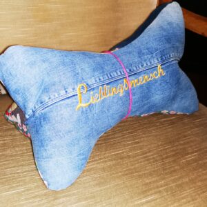 Leseknochen bestickt