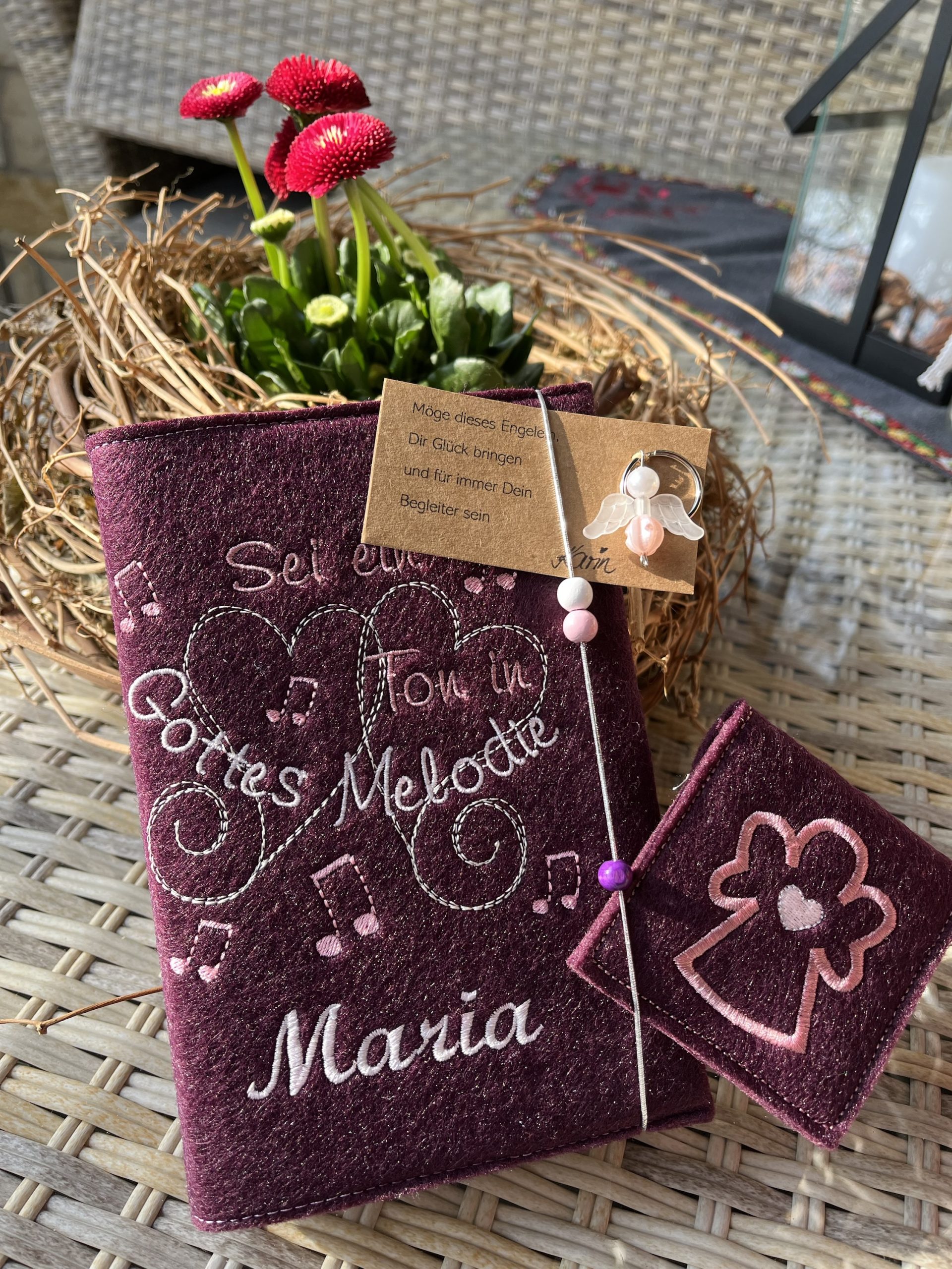 Gotteslobhülle aus Filz – individuell & liebevoll personalisiert – Bild 3