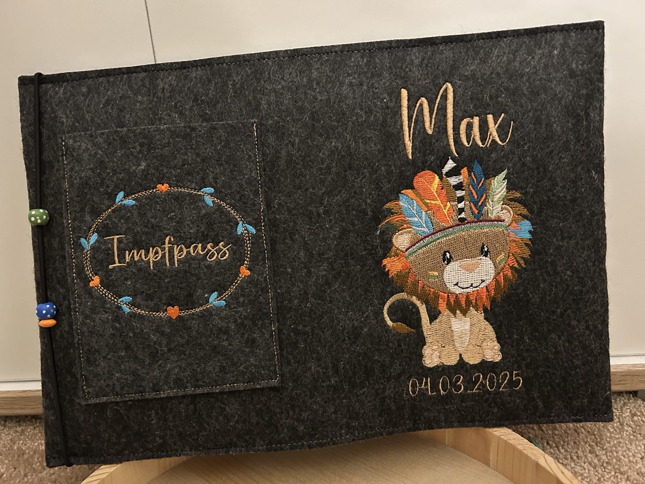 Filzhülle für das U-Heft – individuell & mit Liebe gefertigt – Bild 2